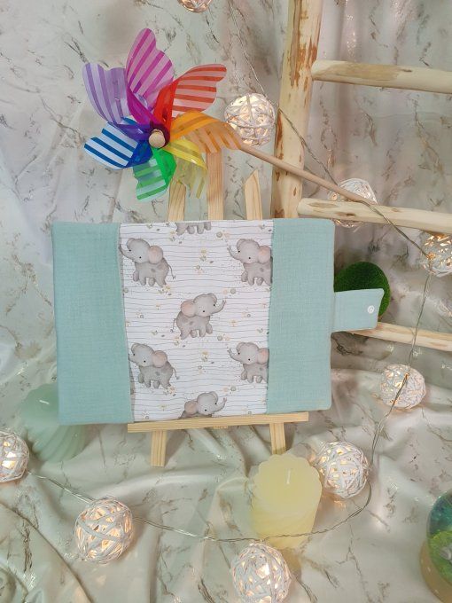 Protege carnet de santé FOREST