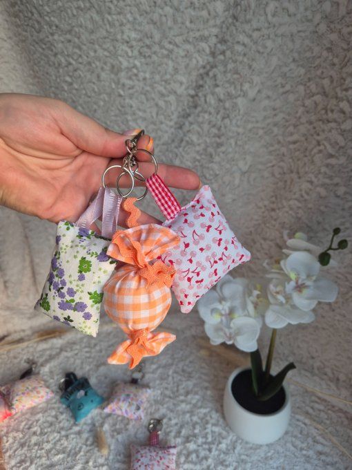 Porte clés forme Bonbon